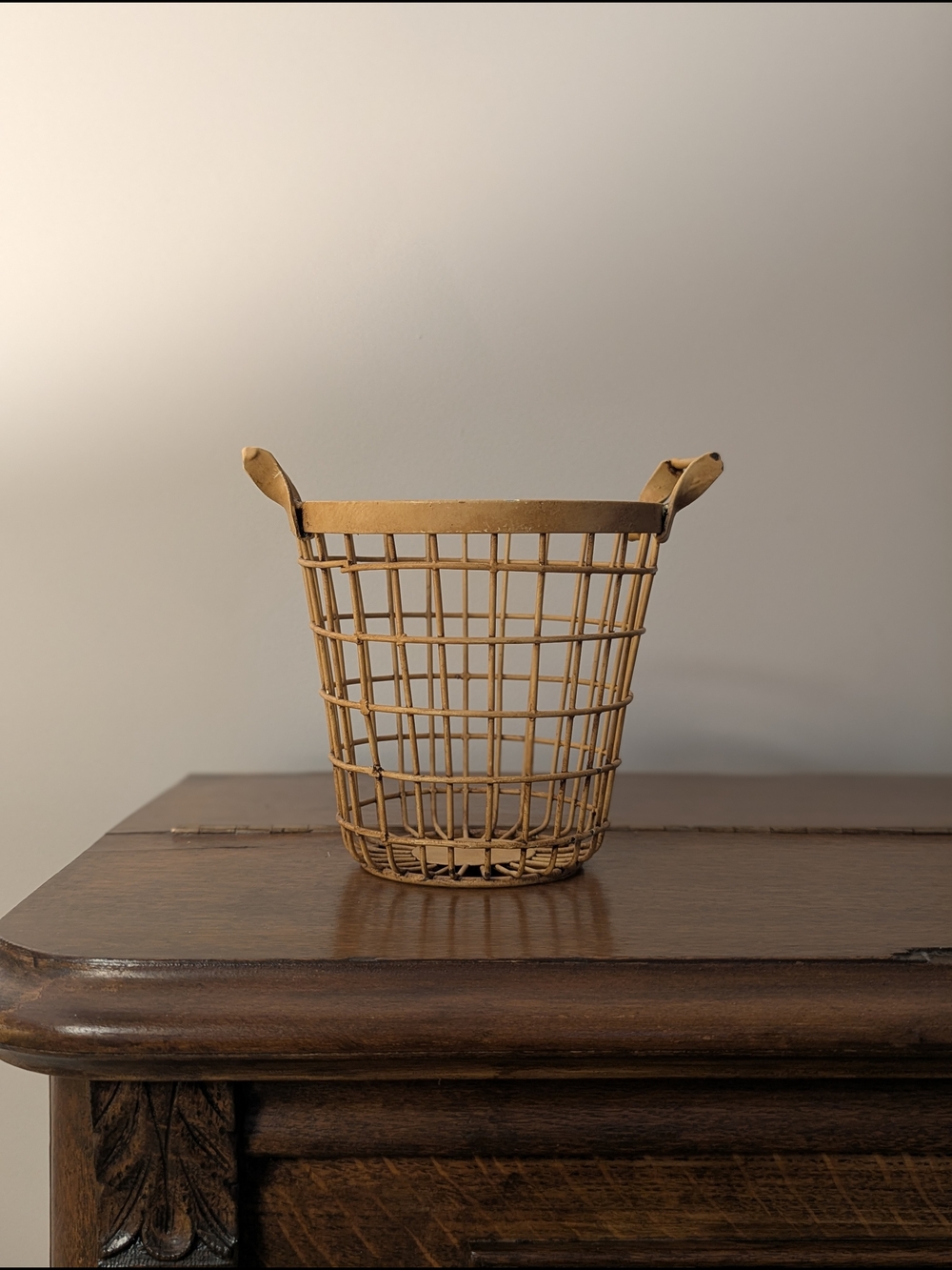 Industrial Metal Wire Locker Basket – Mustard Yellow – 6" Small Storage